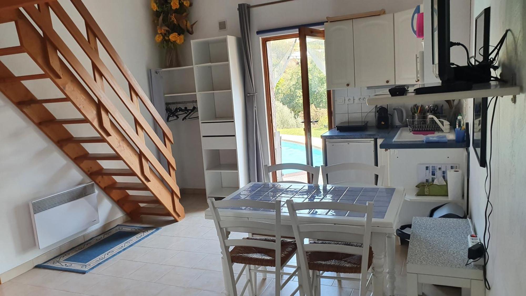 Studio-Mezzanine Dans Villa Cagnes-sur-Mer Exterior photo