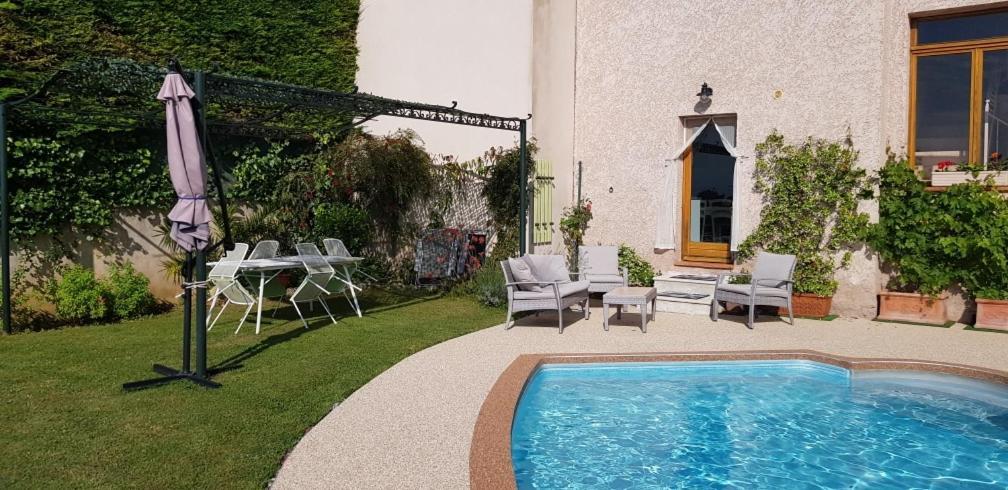 Studio-Mezzanine Dans Villa Cagnes-sur-Mer Exterior photo