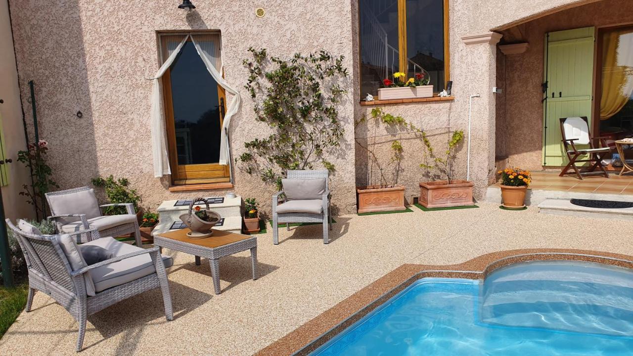 Studio-Mezzanine Dans Villa Cagnes-sur-Mer Exterior photo